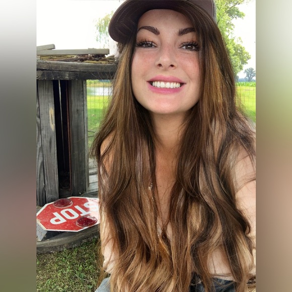 Meet your Posher, Eva - Picture 10 of 12